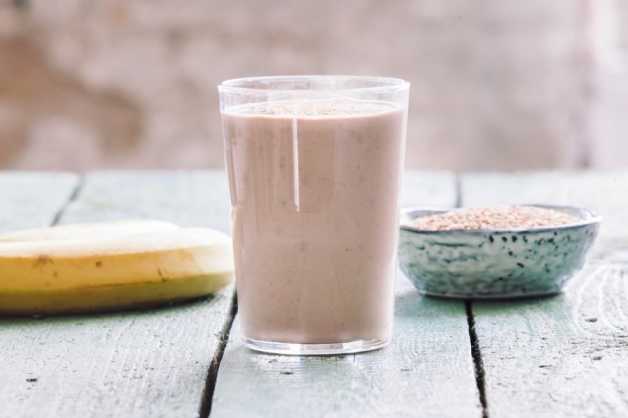  chunky sesame banana smoothie